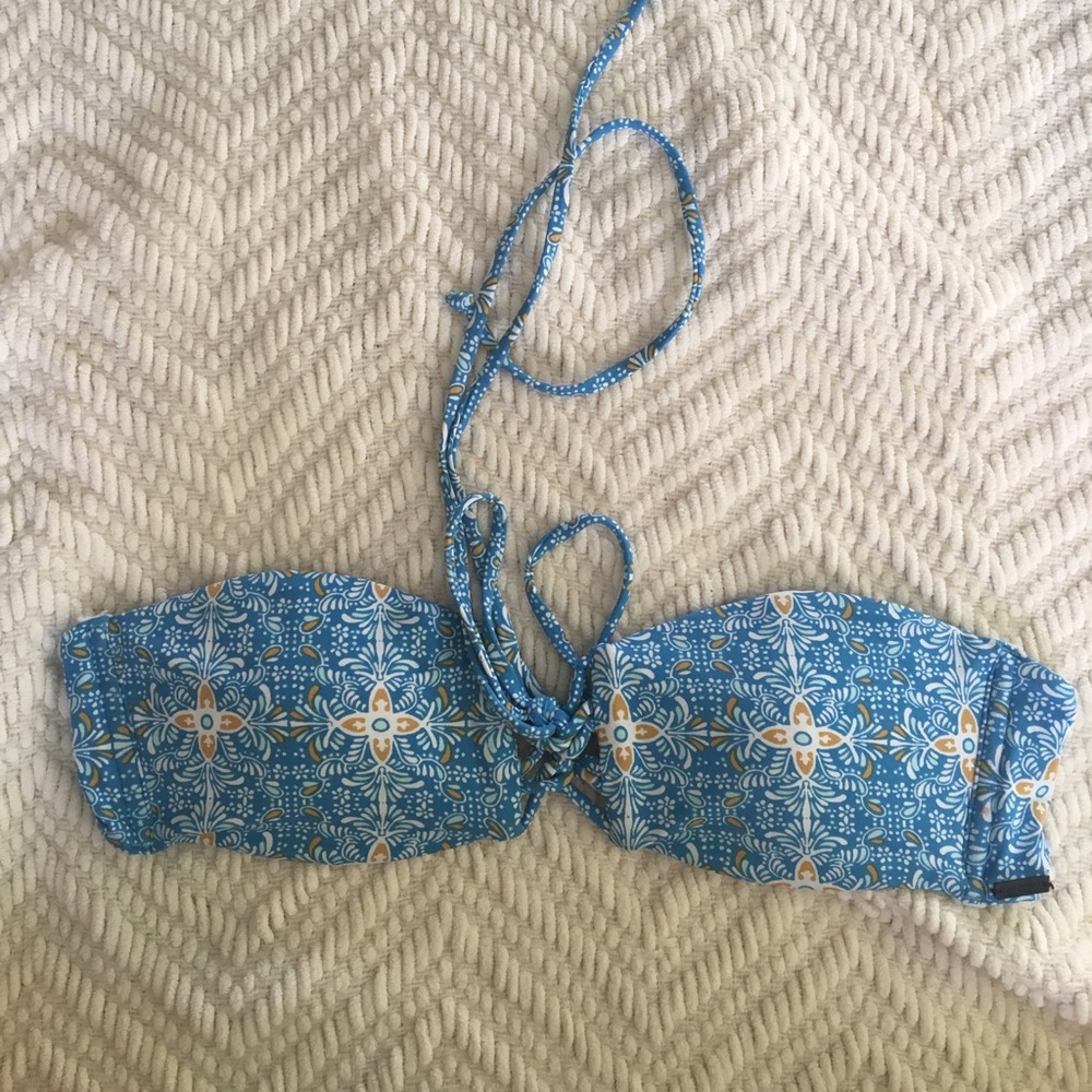 Volcom bandeau swim top - small